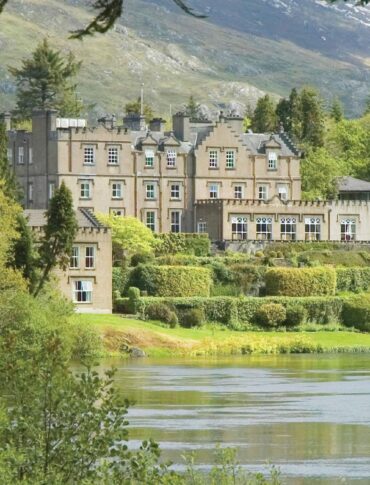 Ballynahinch Castle
